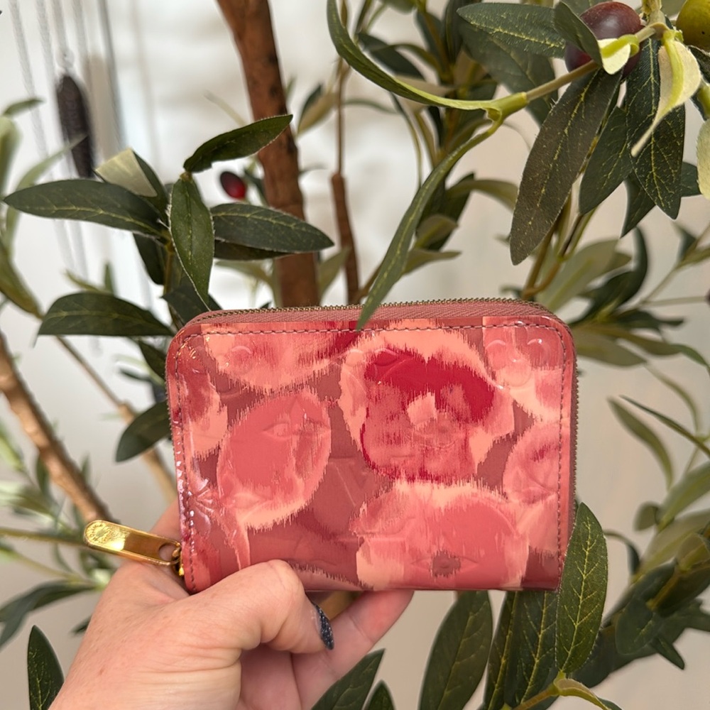 Louis Vuitton Vernis Floral Ikat Pink Zippy Coin Wallet